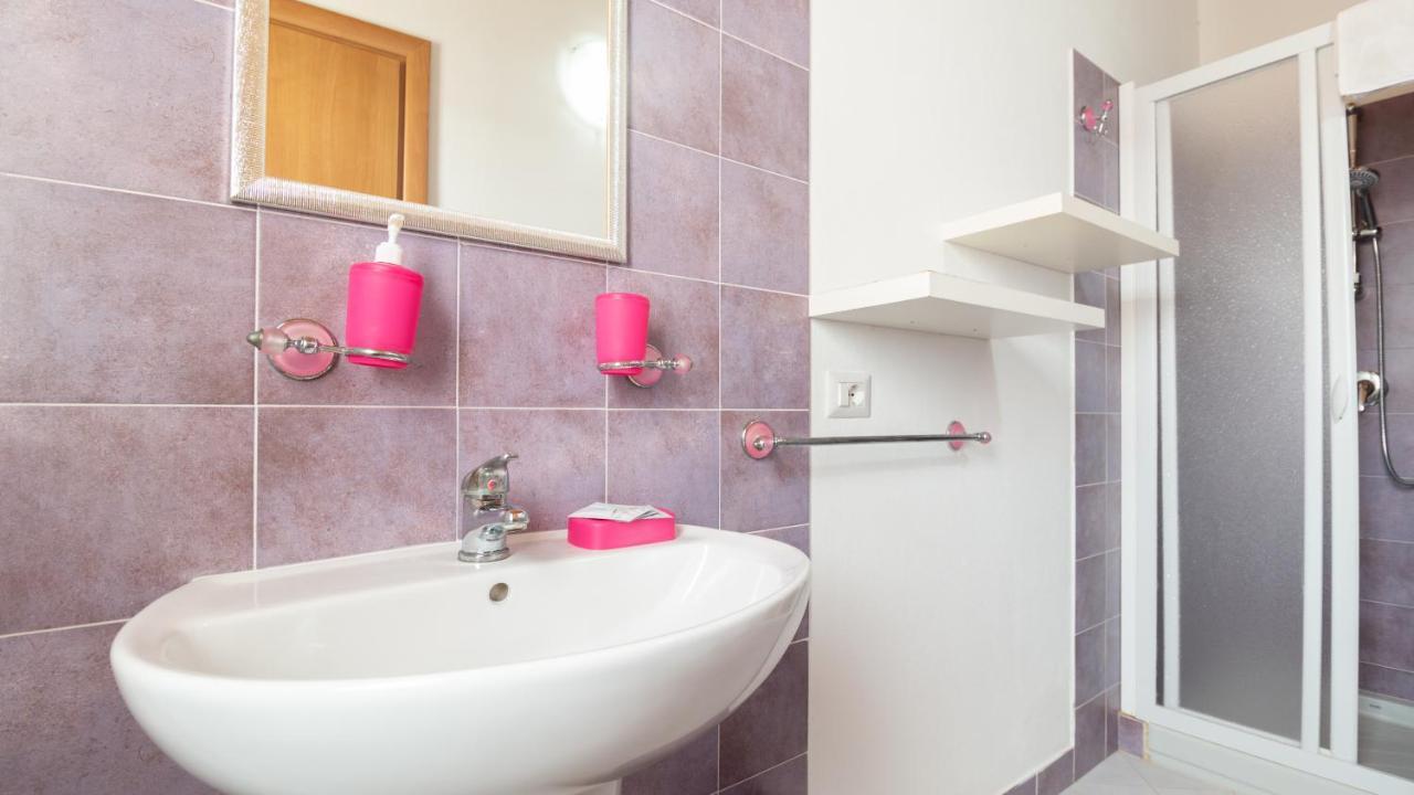 Spapparra B&B Càbras Esterno foto