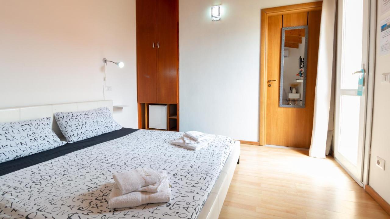 Spapparra B&B Càbras Esterno foto