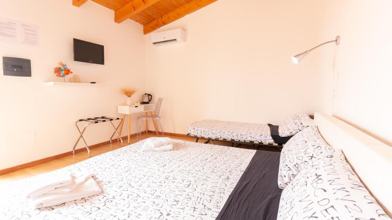 Spapparra B&B Càbras Esterno foto